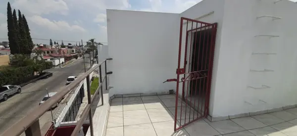 Departamento en renta en La Estancia, Zapopan — foto 3 de 25