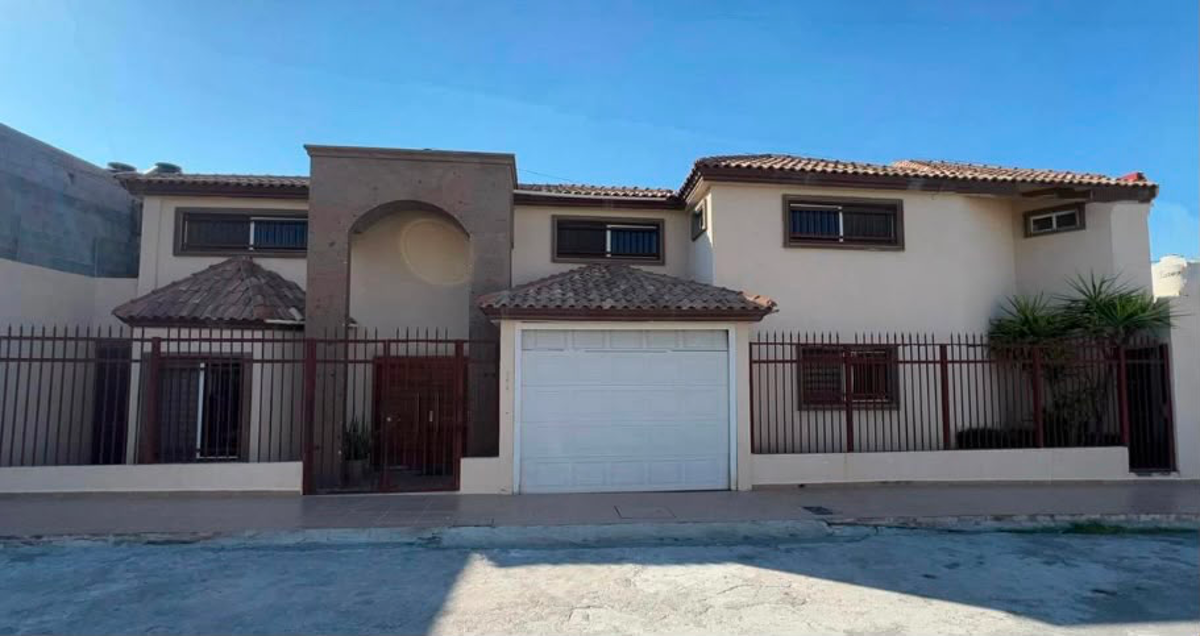 Casa en venta en Del Valle, Saltillo — foto 1 de 15