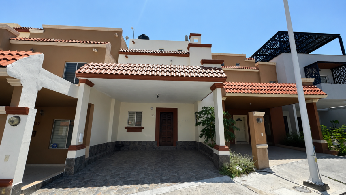 Casa en Renta en Valle del Seminario, San Pedro Garza García, Nuevo León