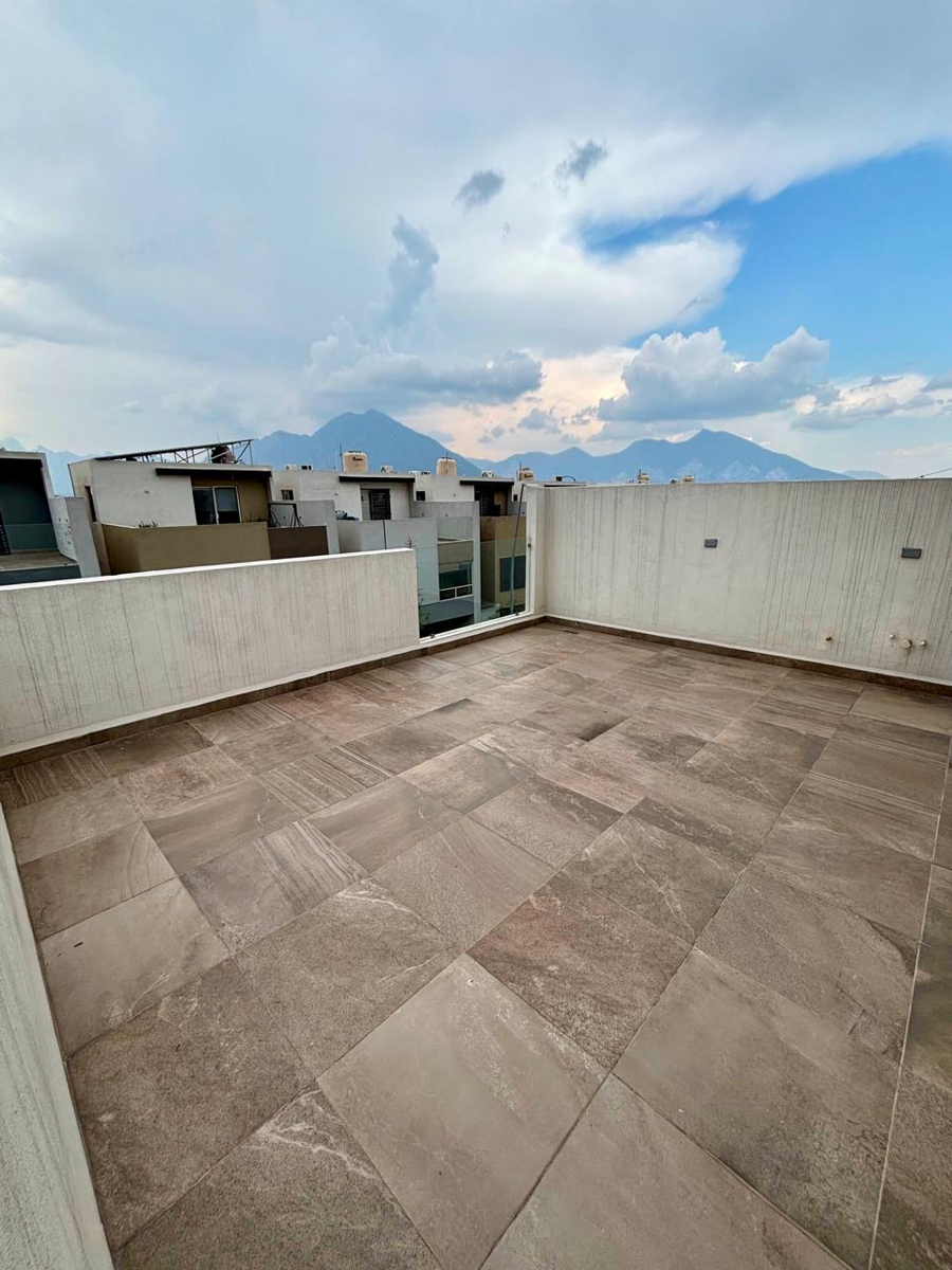 Casa en Renta en Montenova, García, Nuevo León