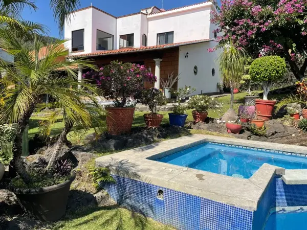Casa en venta en Rodolfo López de Nava (Los Naranjos), Cuernavaca — foto 2 de 19