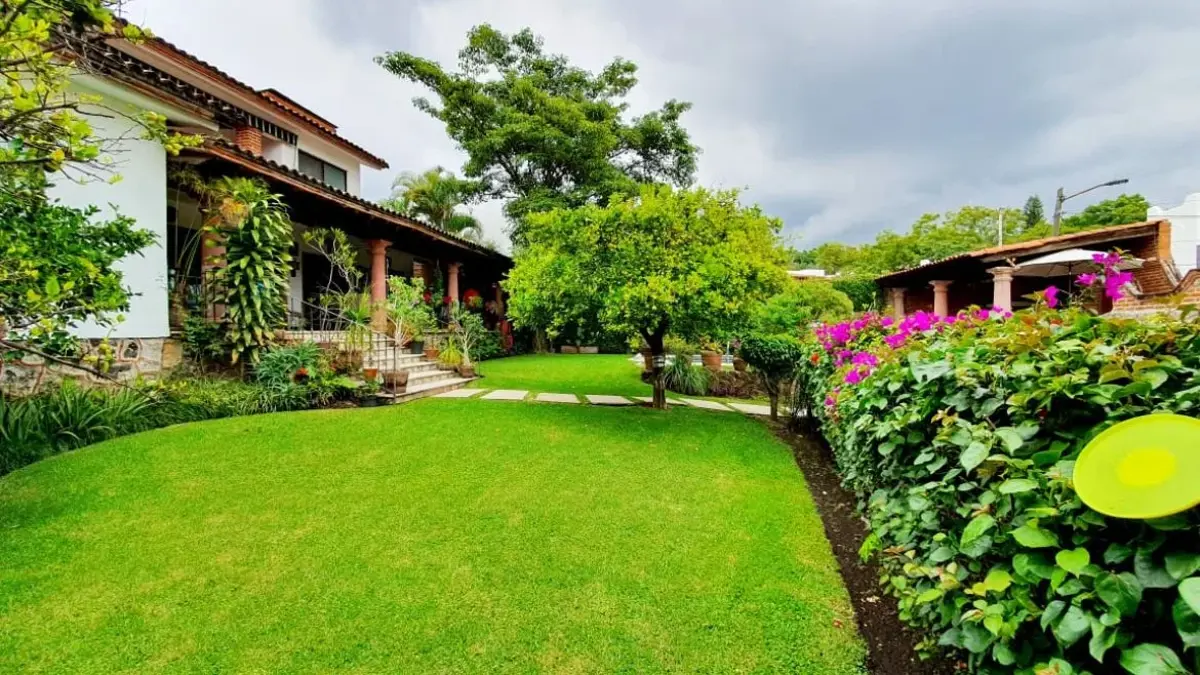 Casa en venta en Vista Hermosa, Cuernavaca — foto 1 de 9