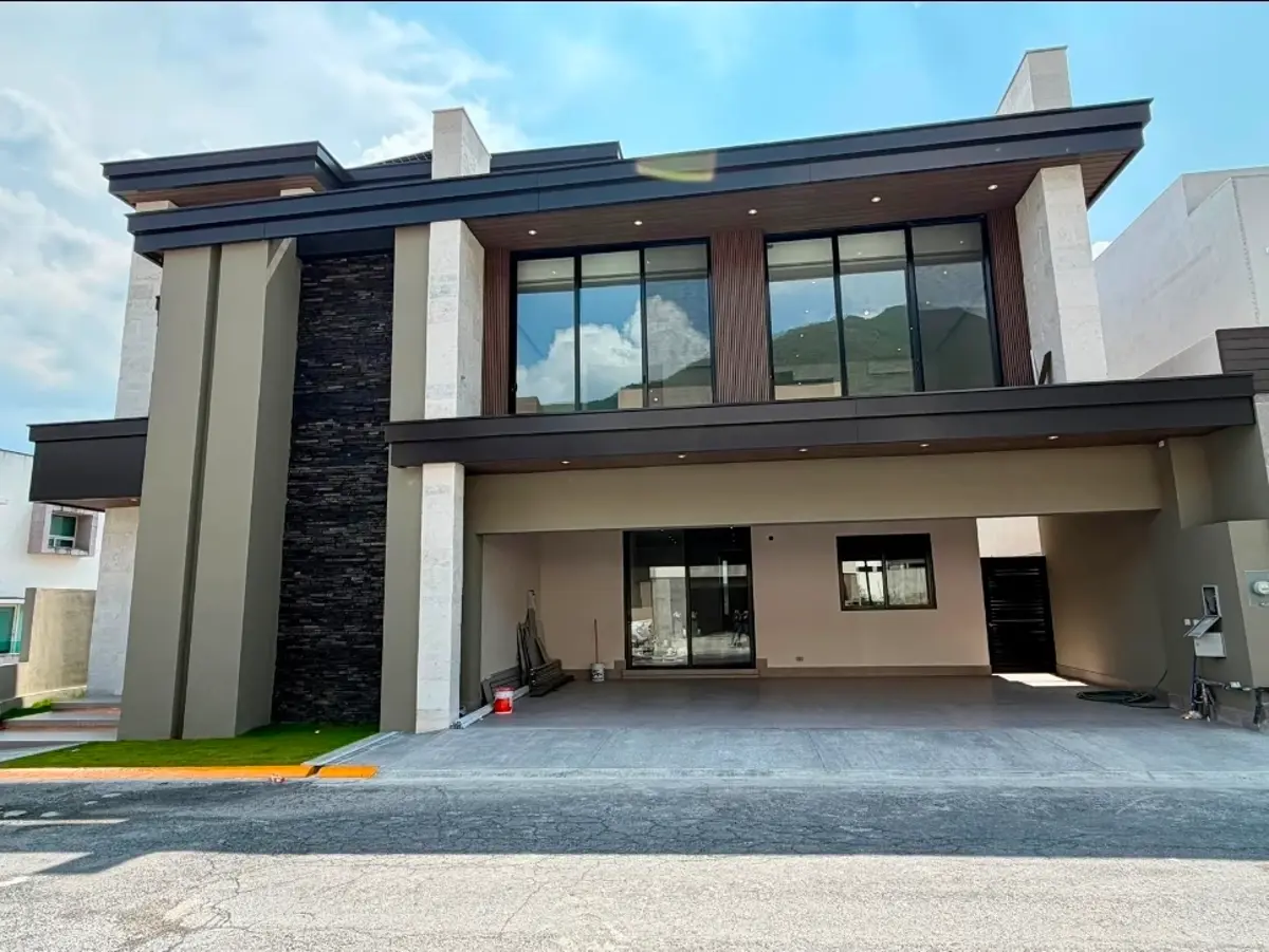 Casa en venta en Residencial y Club de Golf la Herradura, Monterrey — foto 1 de 25