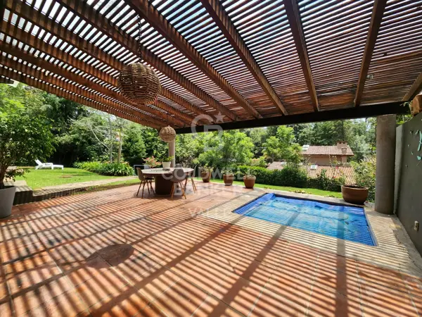 Casa en renta, dentro del Club de Golf, Avándaro