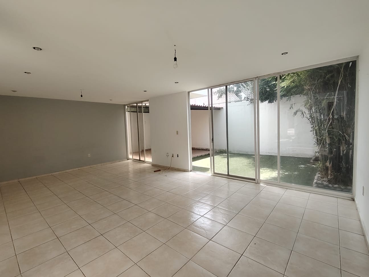 Casa en venta en Residencial Toscana, Irapuato — foto 1 de 13