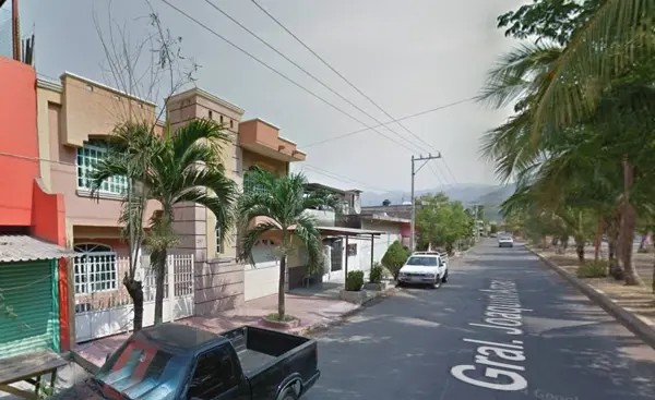 Casa en venta en Lazaro Cardenas, Apatzingán — foto 3 de 12