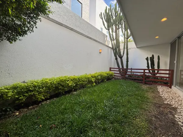 Casa en renta en Lomas de Angelópolis, San Andrés Cholula — foto 3 de 31