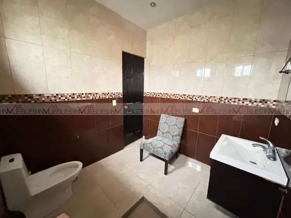 Casa en venta en Arboledas de Santa Rosa, Apodaca — foto 2 de 24