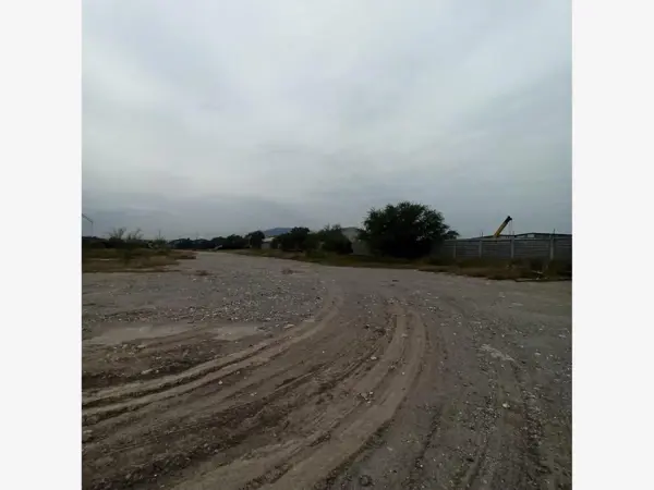 Terreno en venta en Valle Del Nogalar, San Nicolás de los Garza — foto 3 de 7