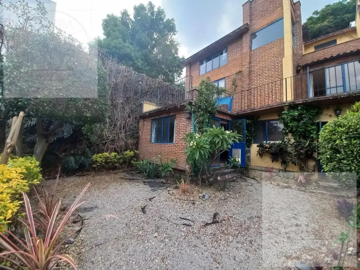 Casa en renta en Lomas de Cortes, Cuernavaca — foto 1 de 27