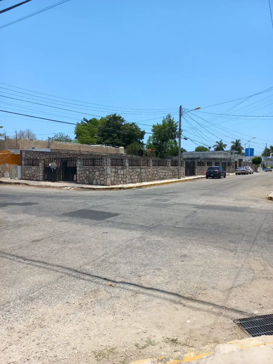 Terreno en renta en Azcorra, Mérida — foto 1 de 6