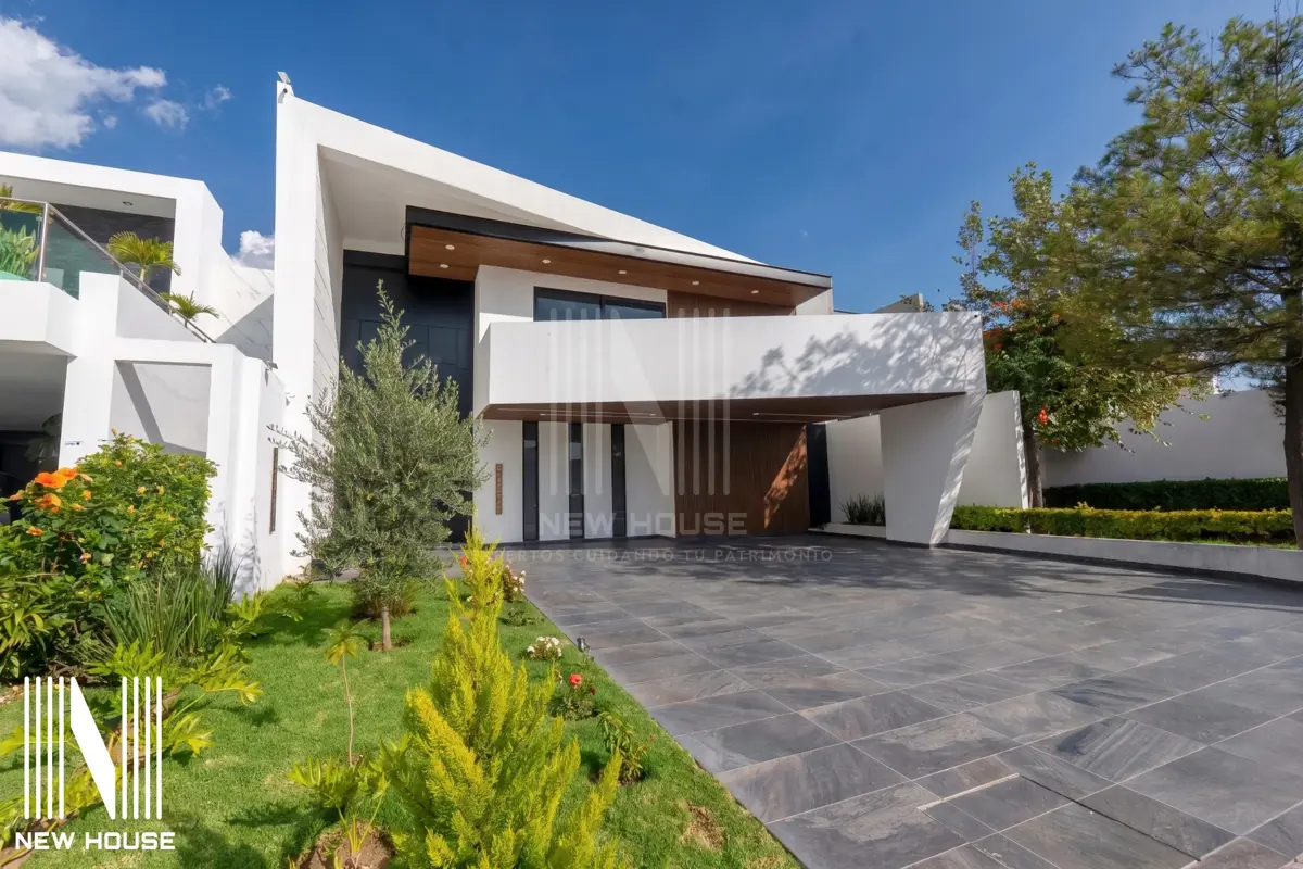 Casa en venta en Country Club Gran Jardín, León — foto 1 de 70