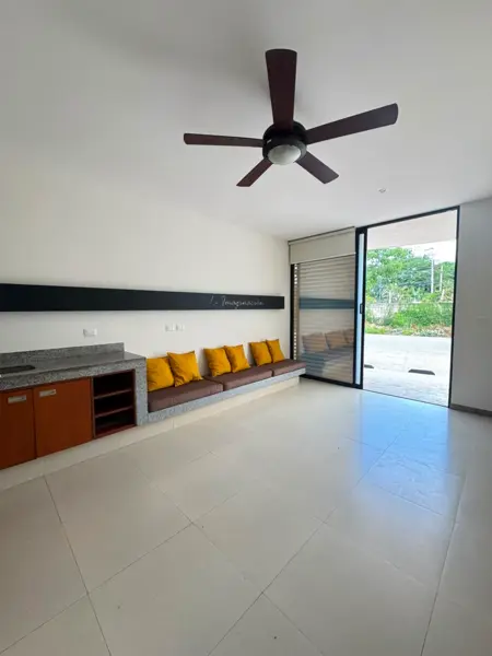 OFICINA RENTA MONTEBELLO, MERIDA YUCATAN