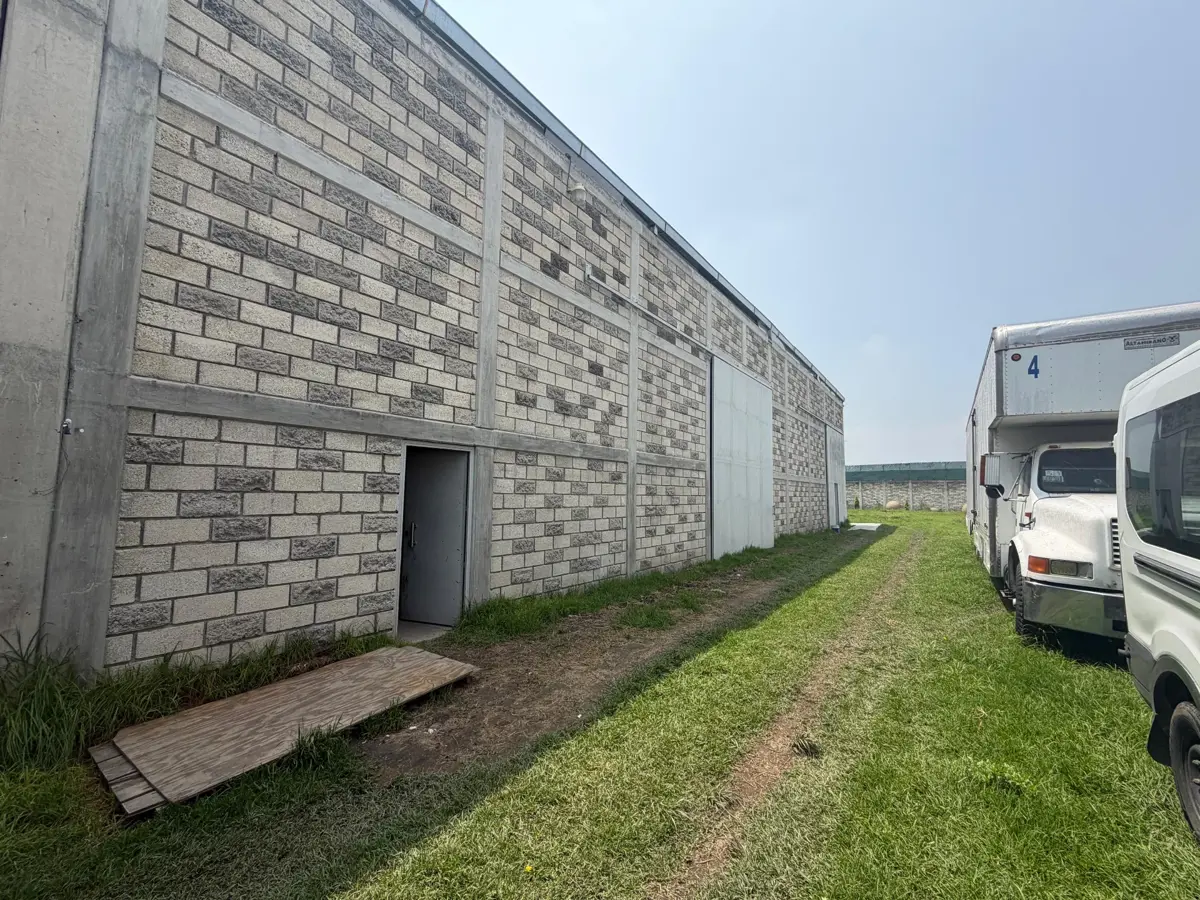 Bodega en renta en Santa María, San Mateo Atenco — foto 1 de 7