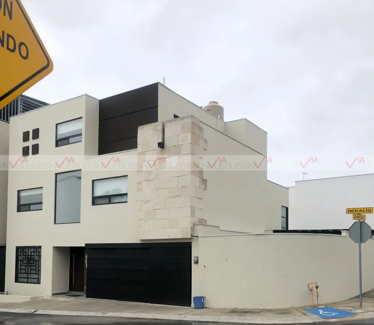 Casa en renta en Valle de Cumbres Premier, García — foto 1 de 17