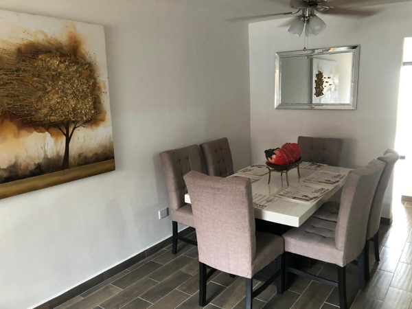 Casa en venta en España, Monterrey — foto 3 de 12
