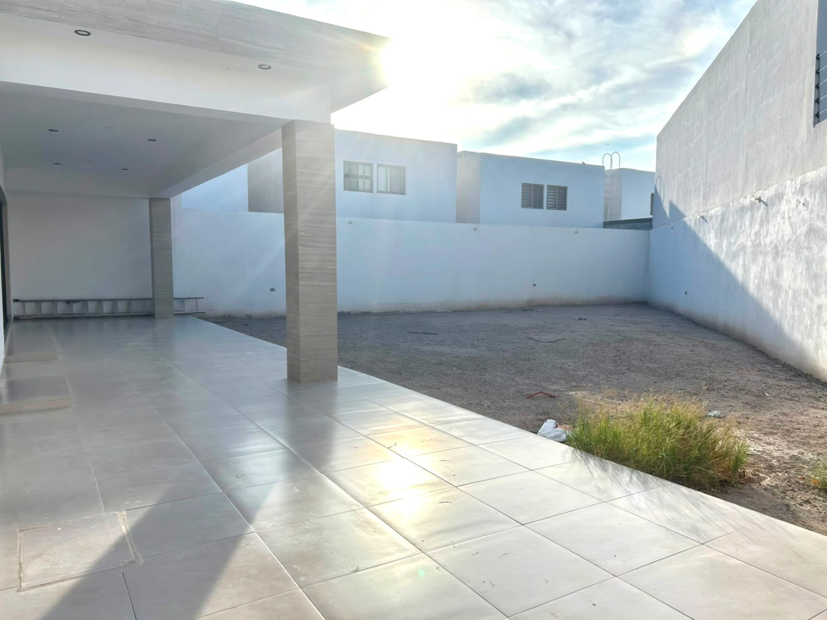Vista 3 de Casa en Venta en Villas del Renacimiento, Torreón, Coahuila de Zaragoza