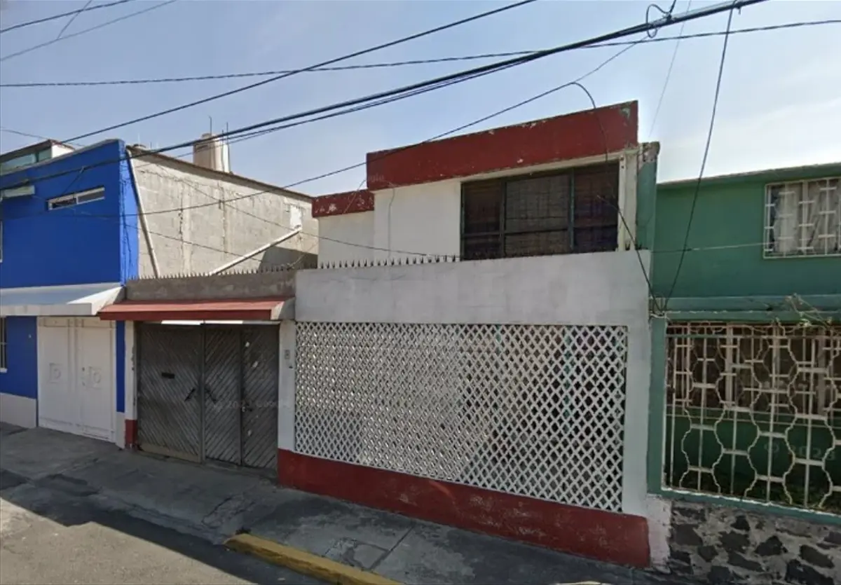 Casa en venta en El Coyol, Gustavo A. Madero — foto 1 de 13
