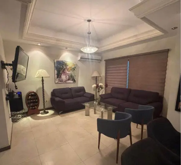 Casa en venta en Quinta Real, Saltillo — foto 3 de 7