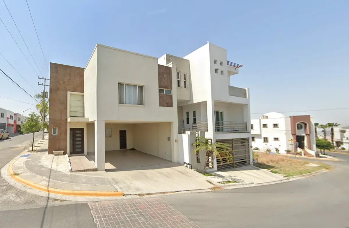 Casa en venta en Cumbres Elite Sector la Hacienda, Monterrey — foto 1 de 18