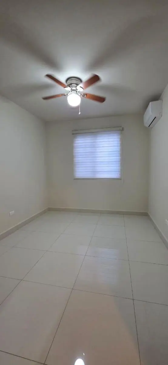 Casa en Renta en Cerradas Magenta, Apodaca, Nuevo León