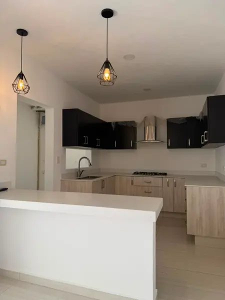 Casa en renta en Leandro Valle, Mérida — foto 2 de 32