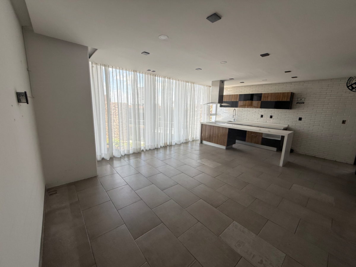 Departamento en venta en Lomas de Angelópolis, San Andrés Cholula — foto 1 de 13