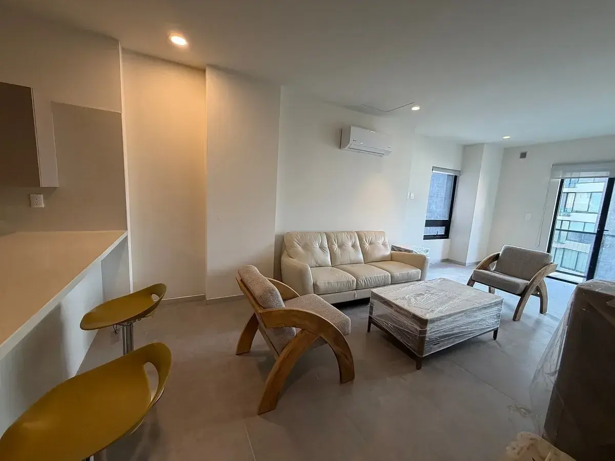 Departamento en renta en Vía Cordillera, Santa Catarina — foto 1 de 7