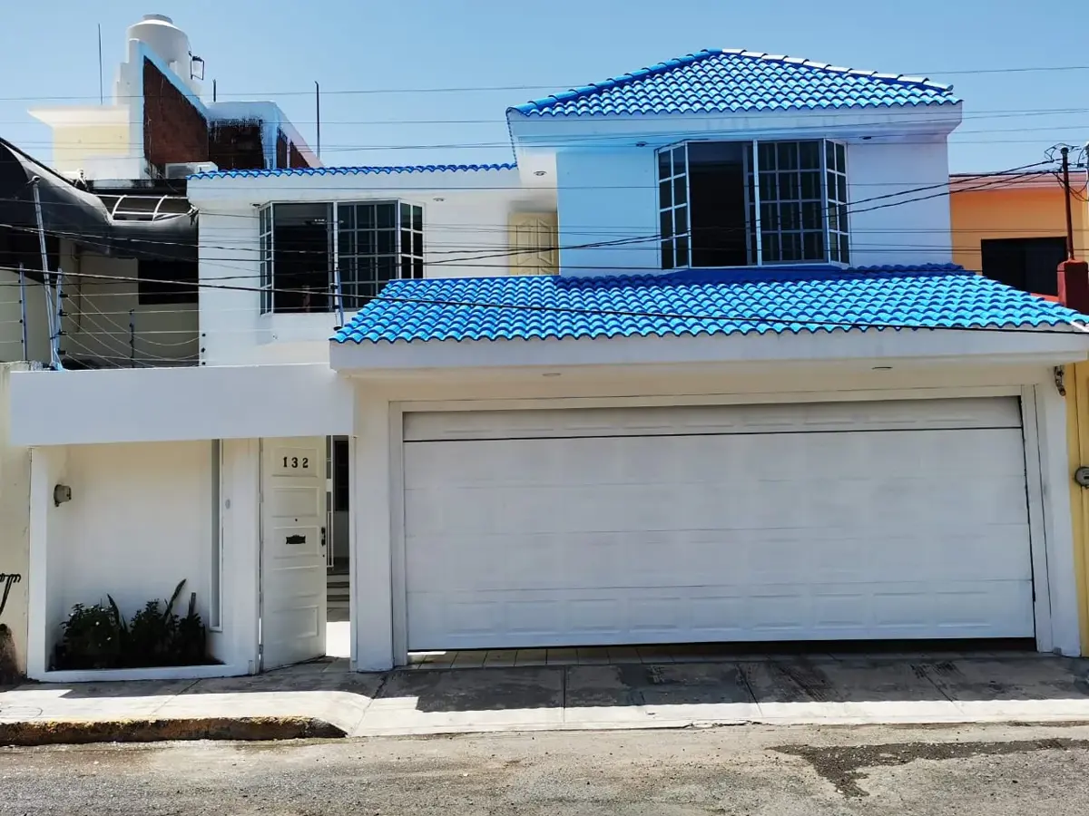 Casa en venta en Jardines de Mocambo, Boca del Río — foto 1 de 7