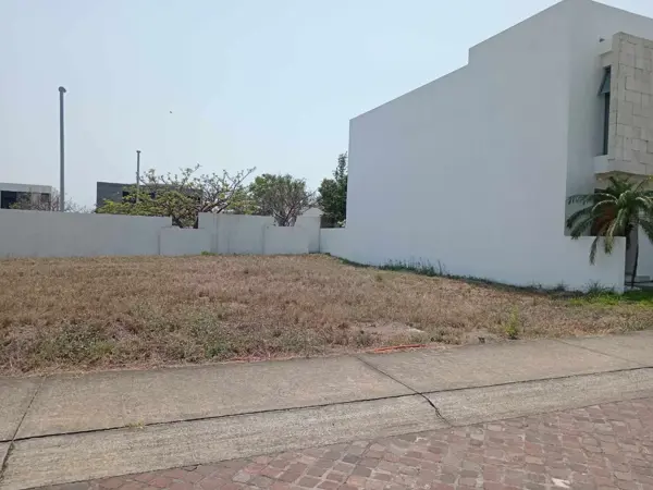 Terreno en venta en Dos Riberas Residencial y Club de Golf, Alvarado — foto 2 de 4