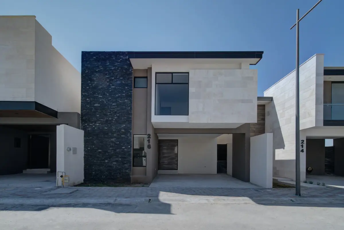 Casa en renta en Privanzas del Campestre, Arteaga — foto 1 de 30