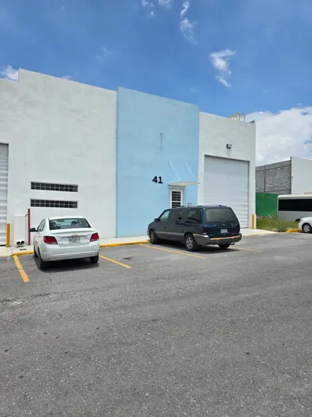 Bodega en renta en Universidad, Saltillo — foto 2 de 24
