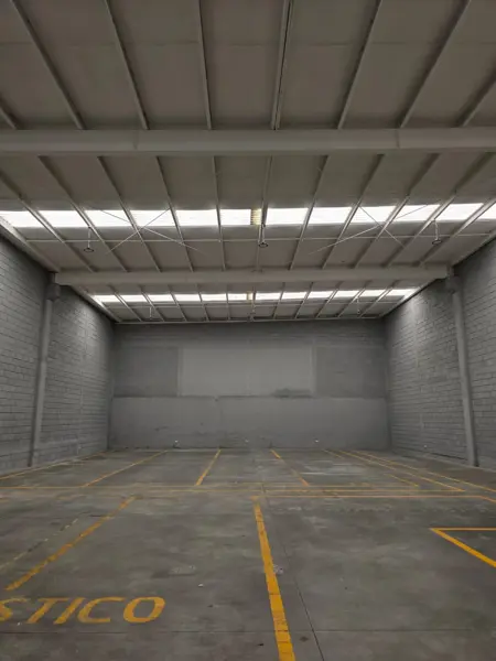 Práctica Bodega industrial — Parque Vito Alessio