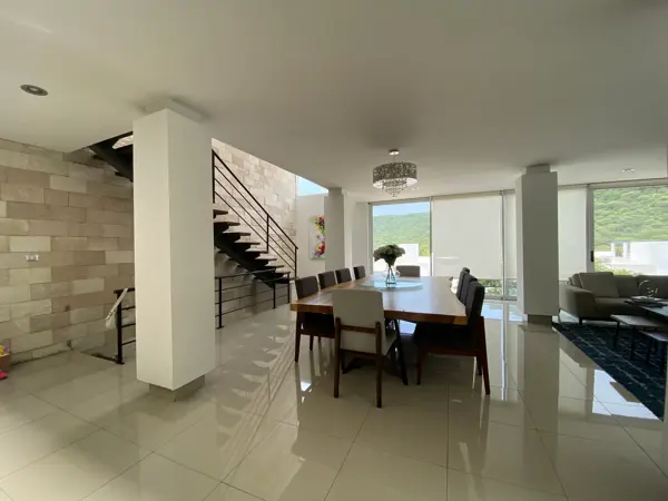 Casa en venta en Cumbres del Cimatario, Huimilpan — foto 3 de 34