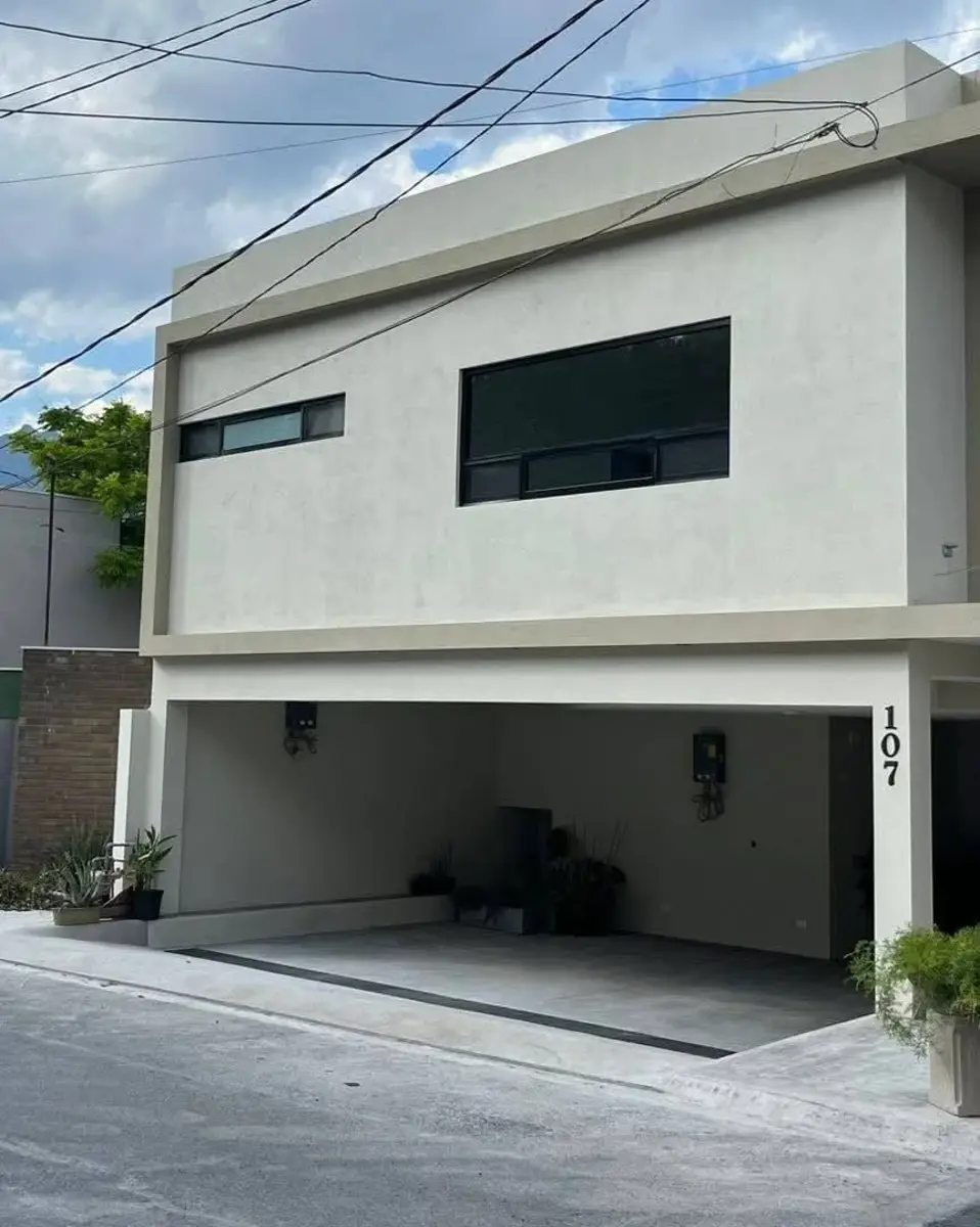 Casa en renta en Olimpico, San Pedro Garza García — foto 1 de 19
