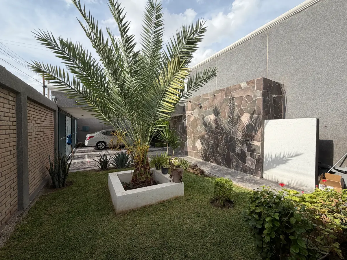 Vista 5 de CASA EN VENTA DE UNA PLANTA EN TORREON JARDIN