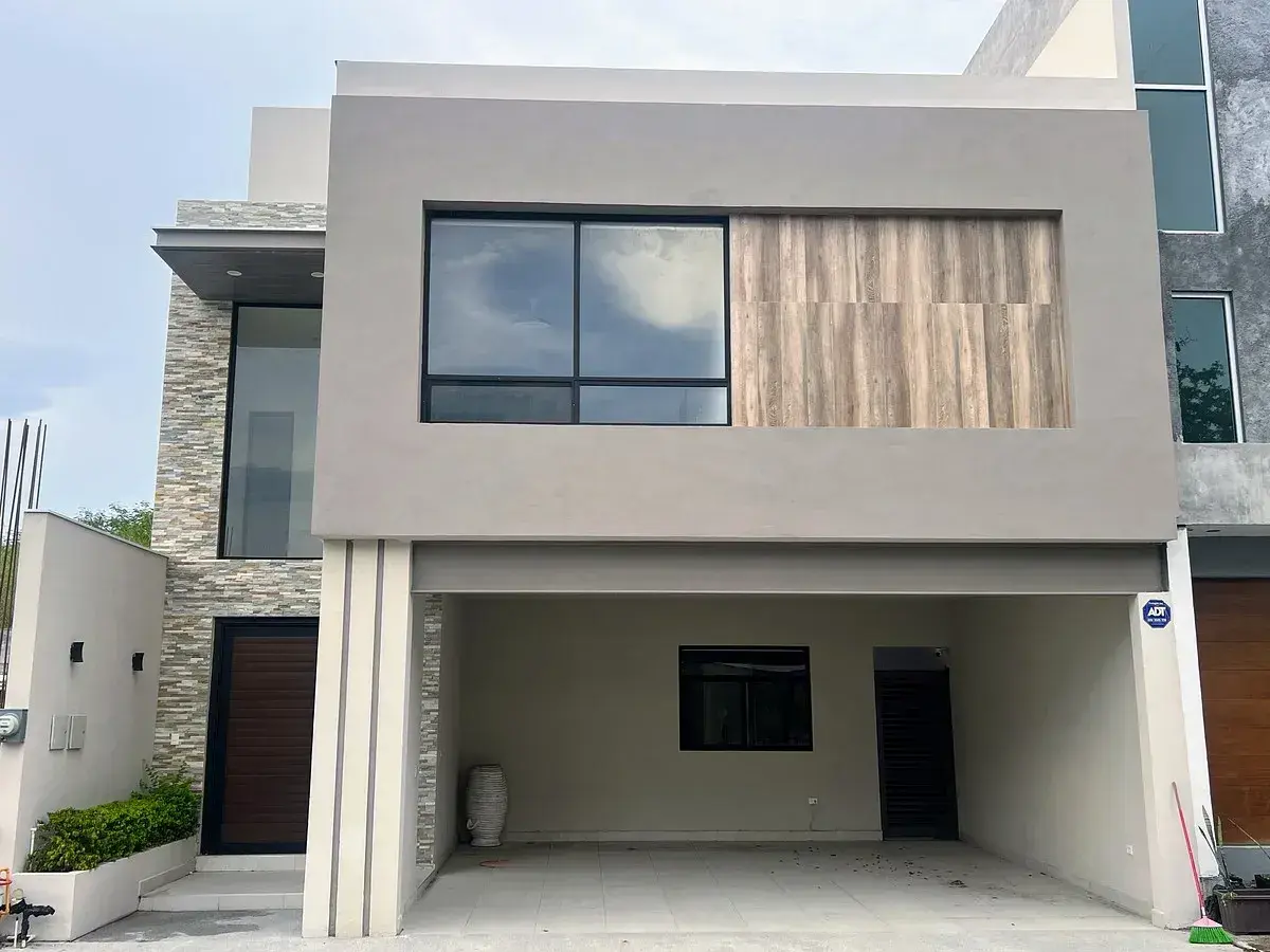 Casa en venta en Los Cristales, Monterrey — foto 1 de 16