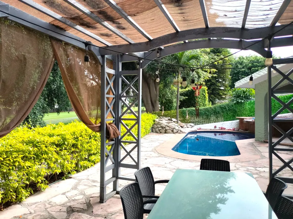 Casa en venta en Lomas de Cocoyoc, Atlatlahucan — foto 1 de 9