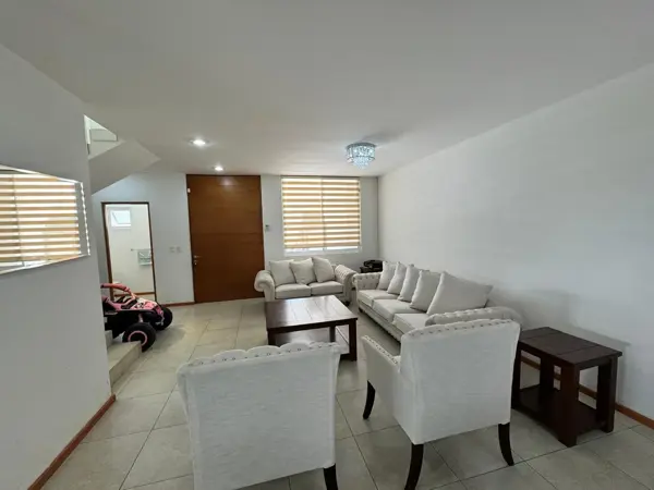Casa en venta en Rincón del Pilar, Jesús María — foto 2 de 25