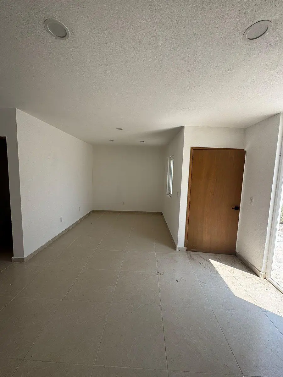 Casa en venta en Cañadas del Arroyo, Corregidora — foto 1 de 26