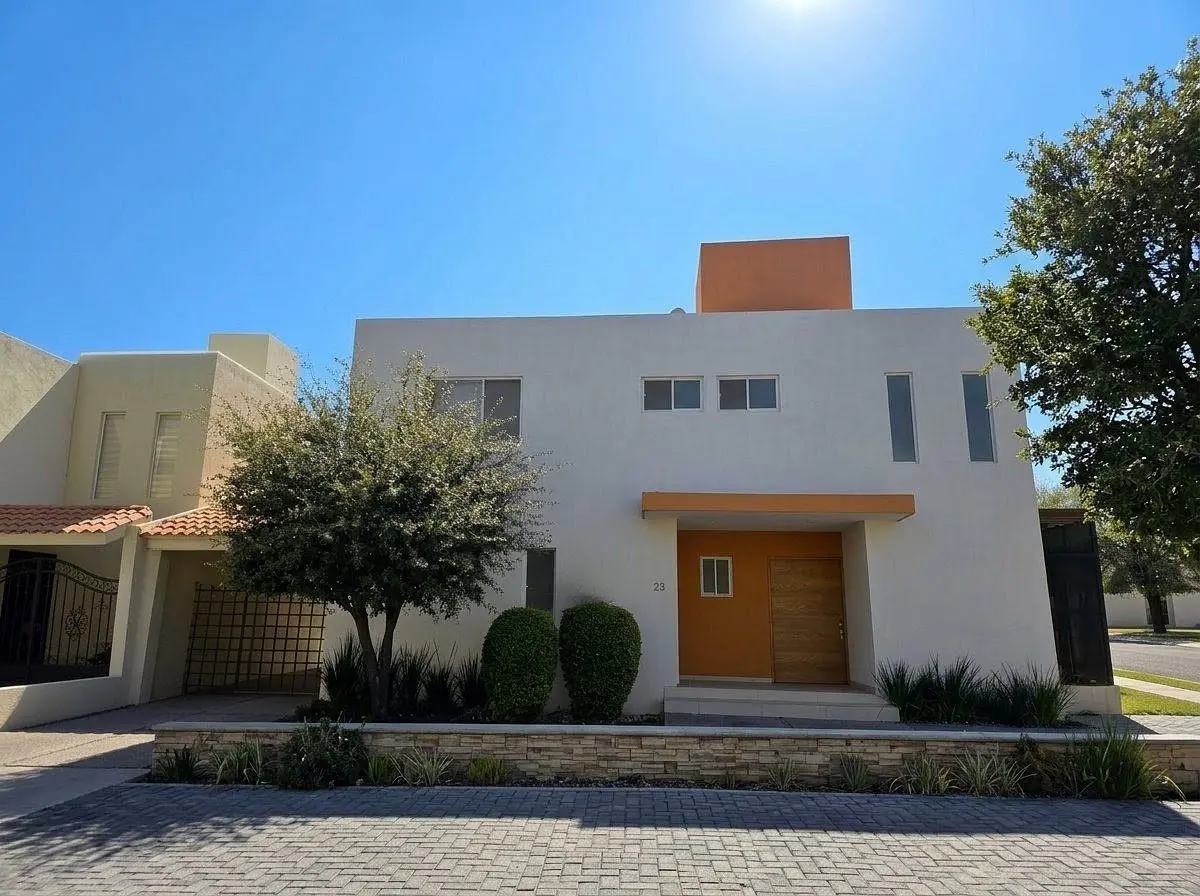 Casa en venta en Puerta Real, Corregidora — foto 1 de 18
