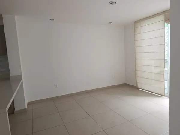 Casa en venta en Cañadas del Arroyo, Corregidora — foto 3 de 28