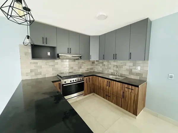 Casa en venta en Cañadas del Arroyo, Corregidora — foto 3 de 24