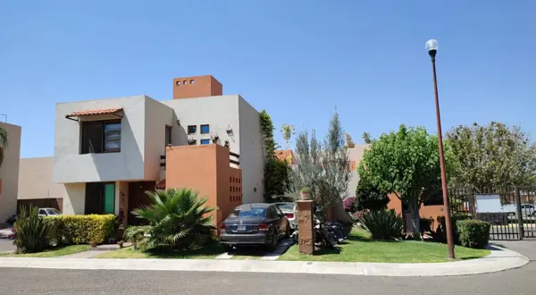 Casa en venta en Puerta Real, Corregidora — foto 2 de 17