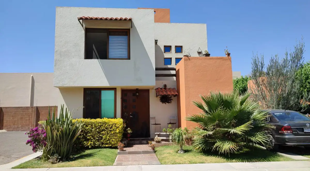 Casa en venta en Puerta Real, Corregidora — foto 1 de 17