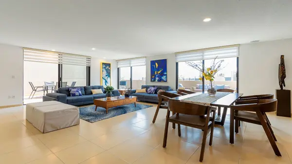Casa en venta en Querétaro, El Marqués, Zibatá, en piso 1, estilo townhouse