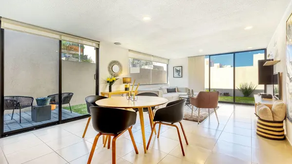 Casa en venta en Querétaro, El Marqués, Zibatá, estilo townhouse PB