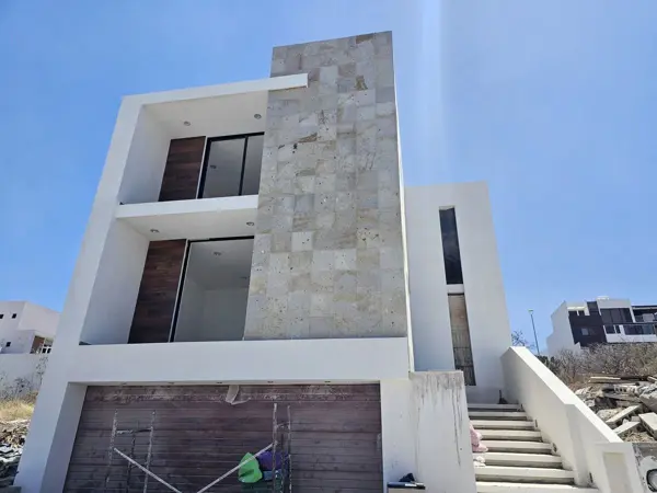 CASA EN VENTA EN ZIBATA, DENTRO DE CONDOMINIO JADE SUR CASA EN VENTA EN ZIBATA, DENTRO DE CONDOMINIO JADE SUR