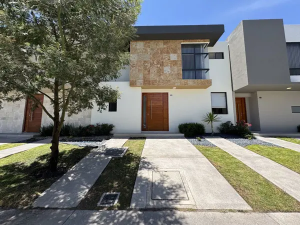 CASA EN VENTA EN ZIBATÁ, CON OPCIÓN A RECÁMARA EN PLANTA BAJA CASA EN VENTA EN ZIBATÁ, CON OPCIÓN A RECÁMARA EN PLANTA BAJA