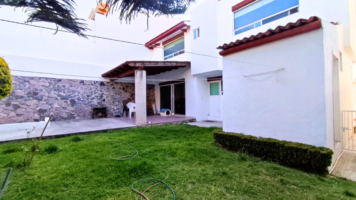 Casa en venta en Colinas del Bosque 2a Sección, Corregidora — foto 1 de 27